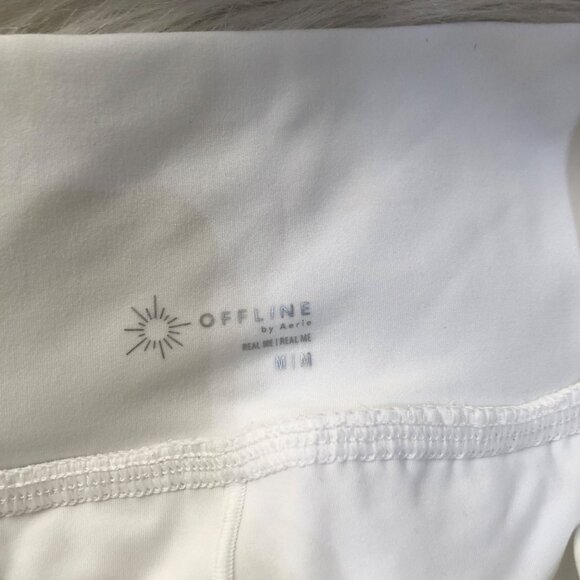 Offline By Aerie White Eyelet Tiered Skirt With Built-In Shorts Size Medium NWOT - Picture 2 of 6